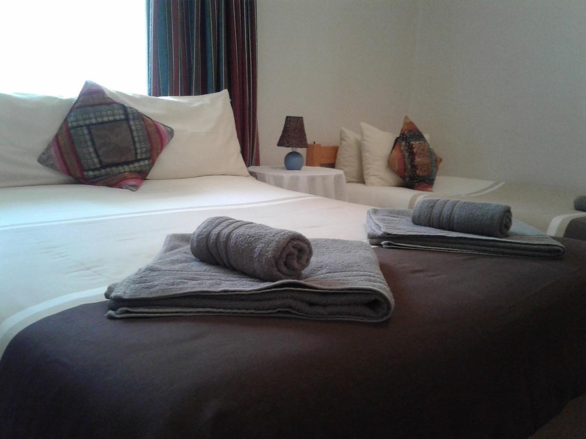 Sutherland Guest House 외부 사진